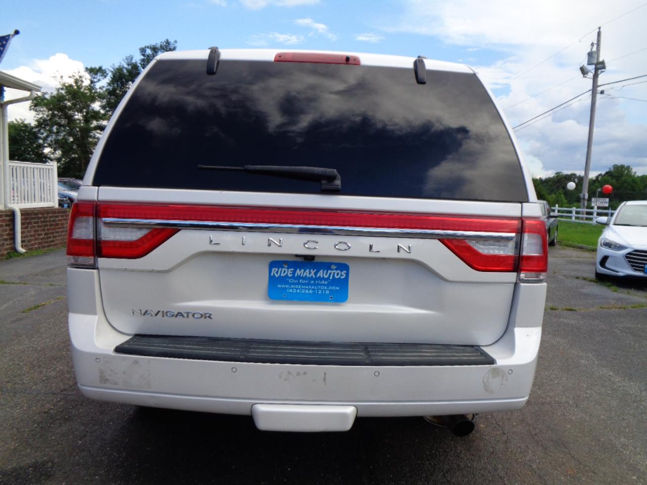 Lincoln Navigator Select 2017
