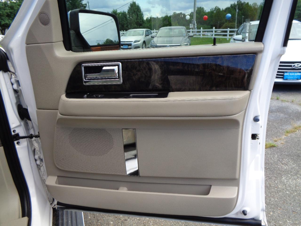 Lincoln Navigator Select 2017