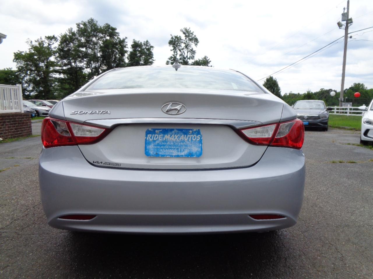 Hyundai Sonata 4dr Sdn 2.4L Auto GLS PZEV 2013