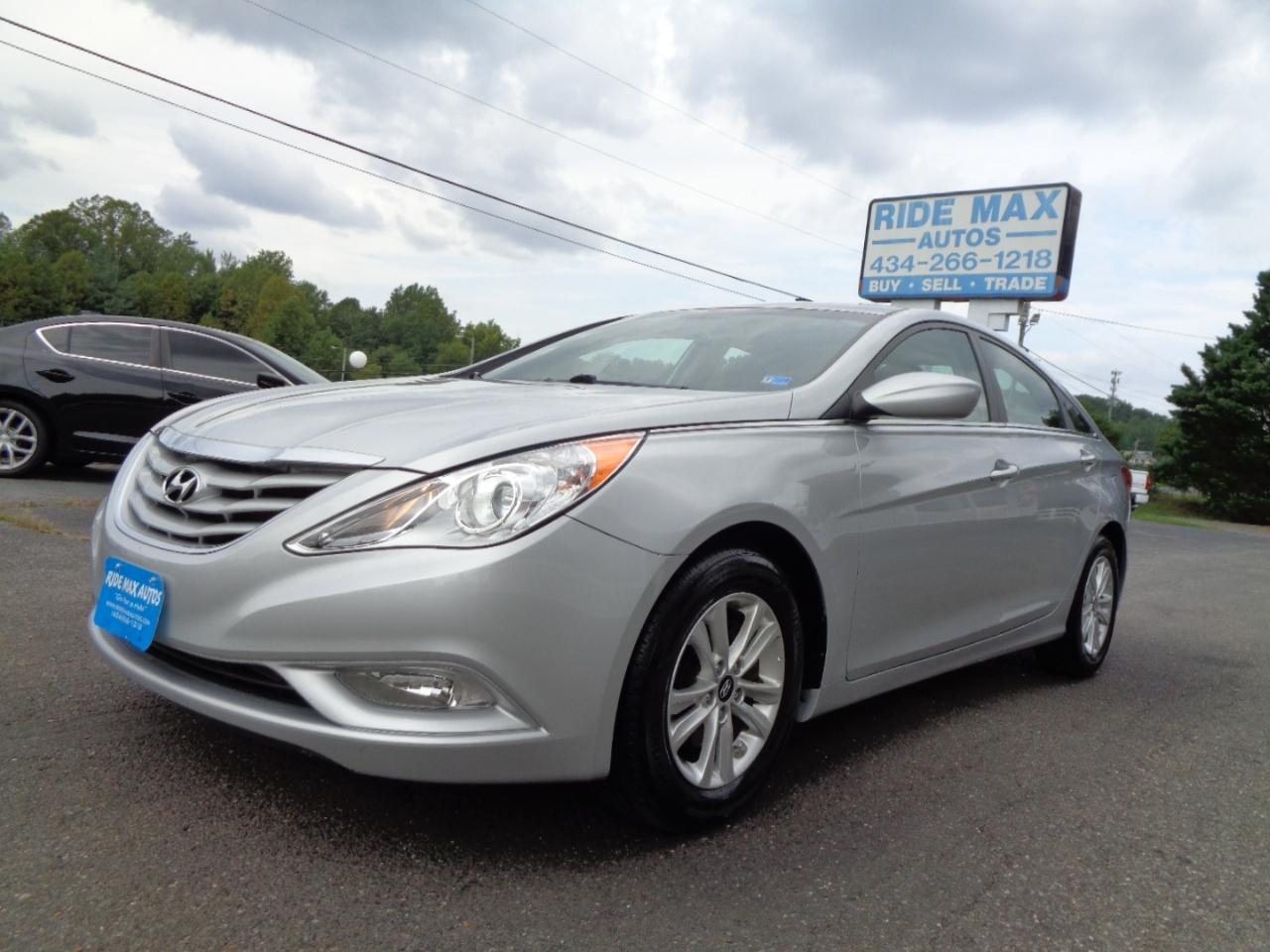 Hyundai Sonata 4dr Sdn 2.4L Auto GLS PZEV 2013
