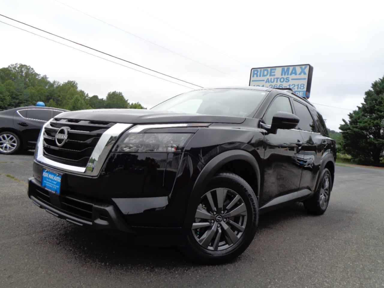 Nissan Pathfinder SV 4WD 2024