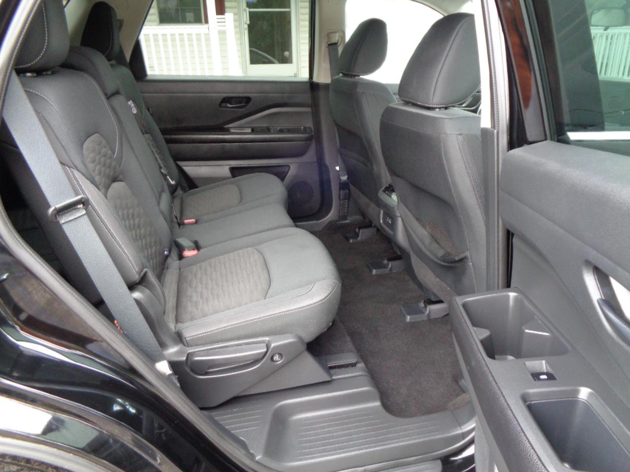 Nissan Pathfinder SV 4WD 2024