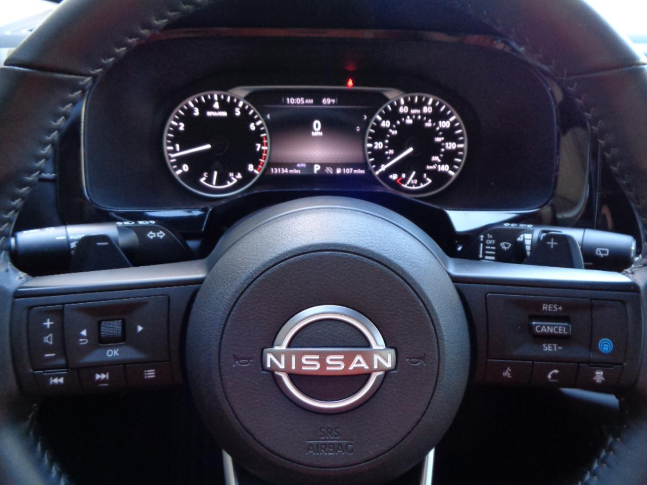 Nissan Pathfinder SV 4WD 2024
