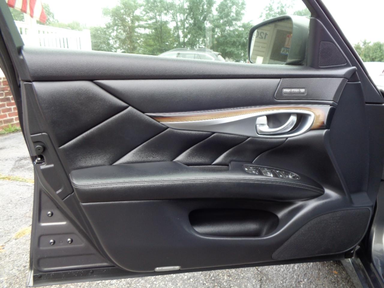 Infiniti M37 4dr Sdn AWD 2013