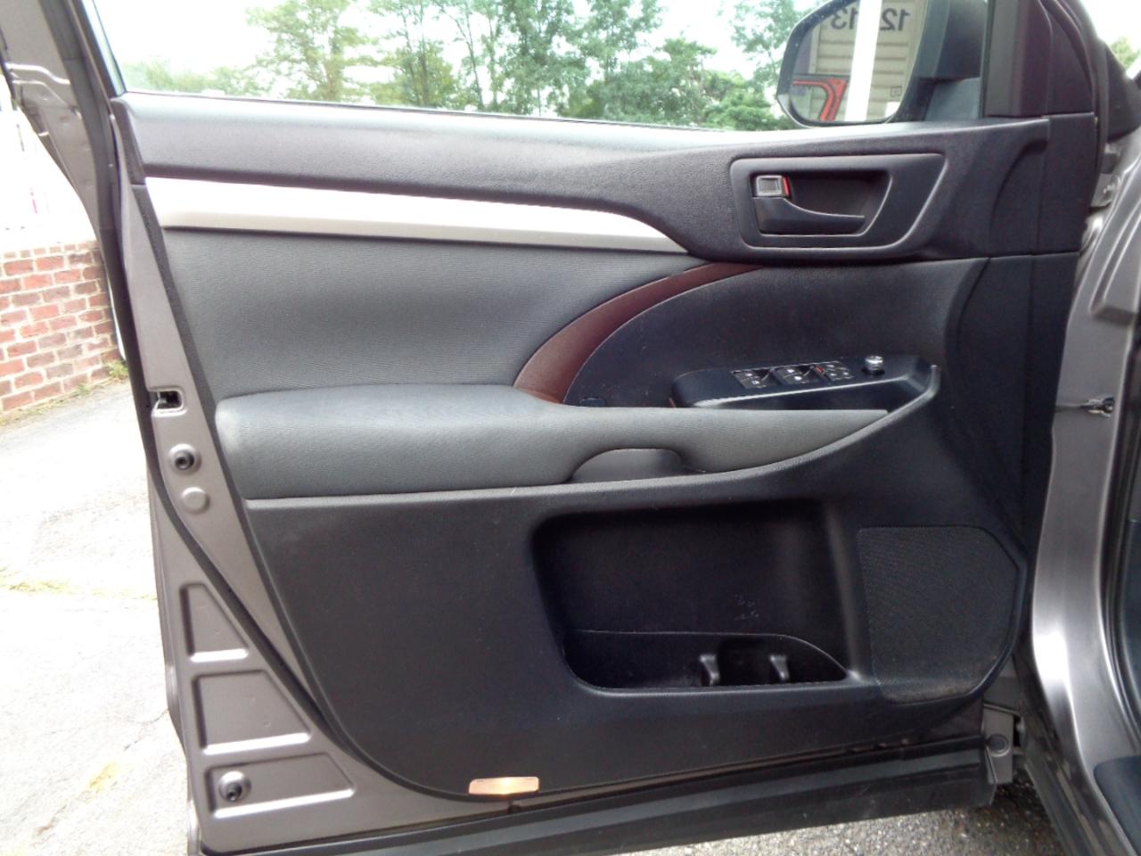 Toyota Highlander  2015