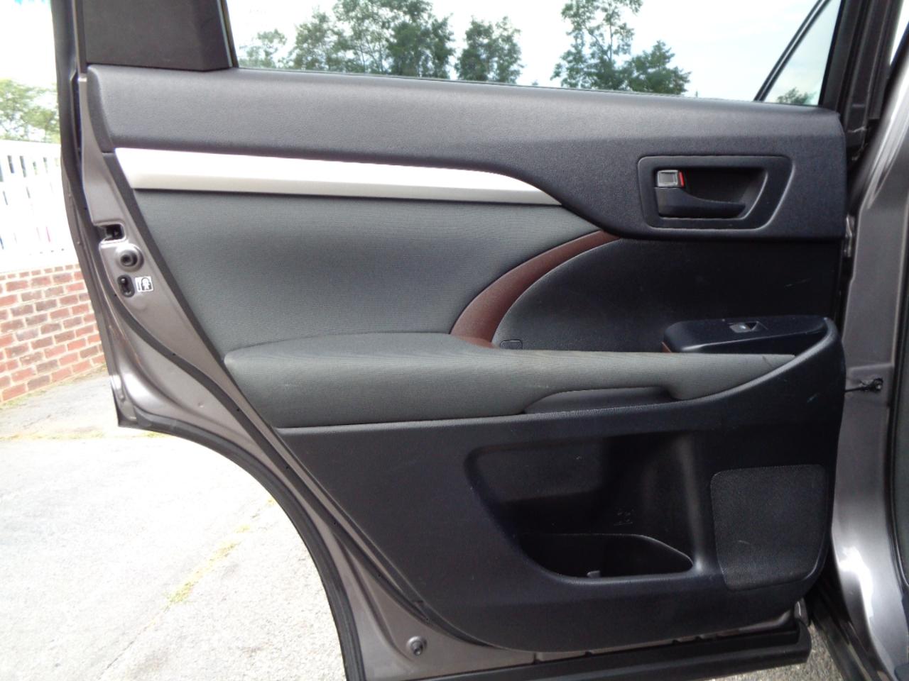 Toyota Highlander  2015