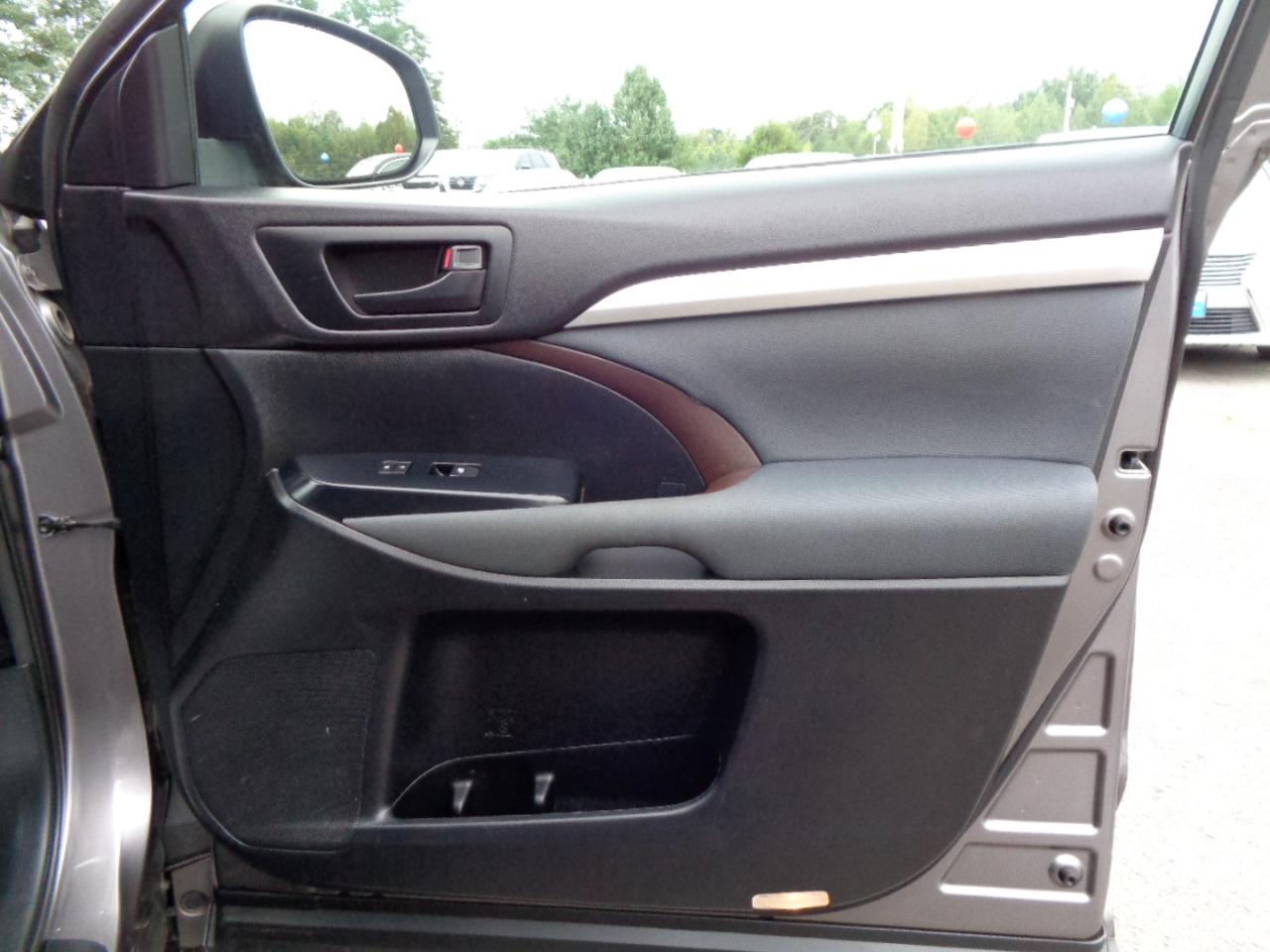Toyota Highlander  2015