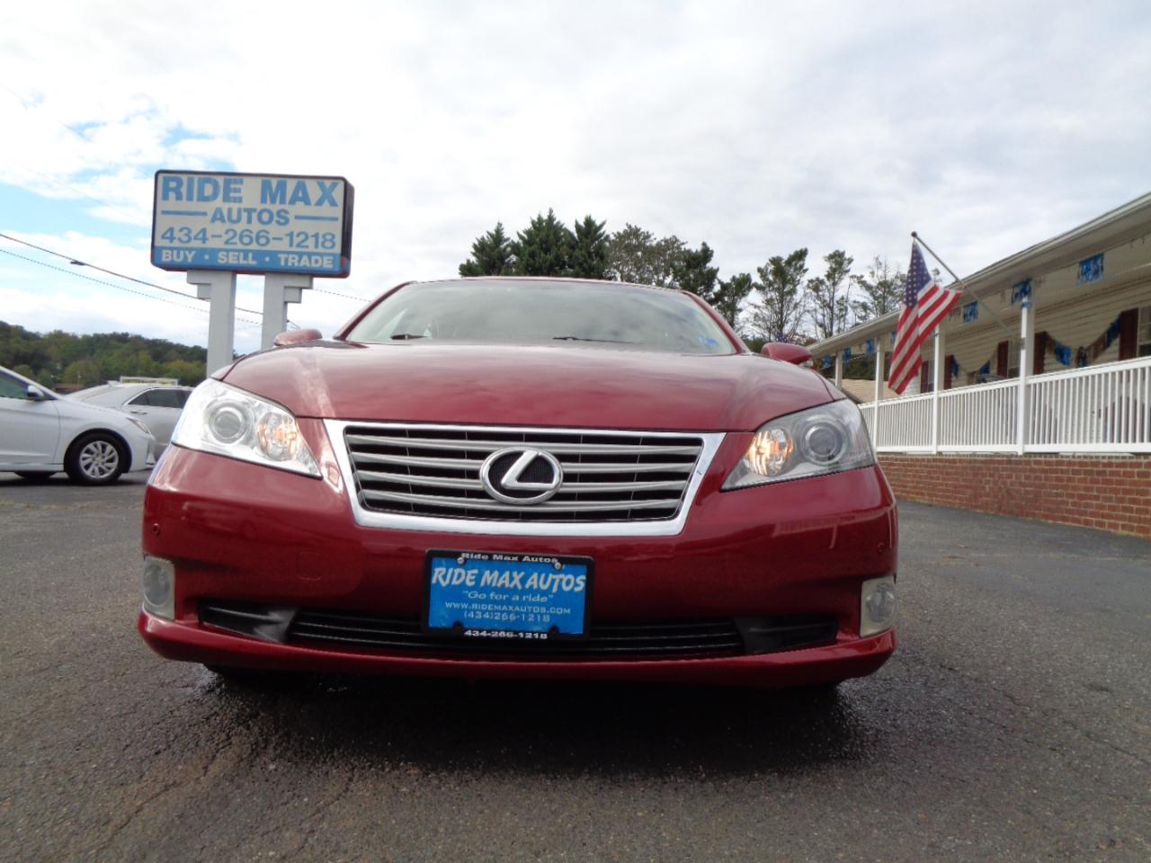 Lexus ES 350 4D Luxury Sedan 2010