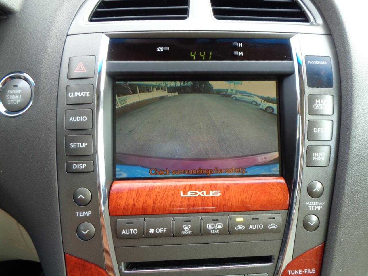 Lexus ES 350 4D Luxury Sedan 2010