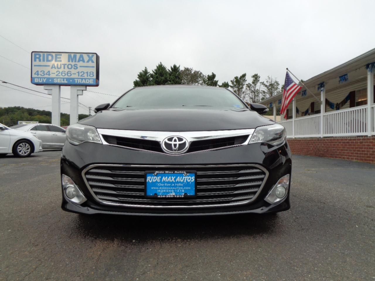 Toyota Avalon  2015