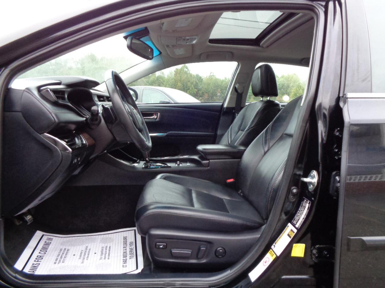 Toyota Avalon  2015