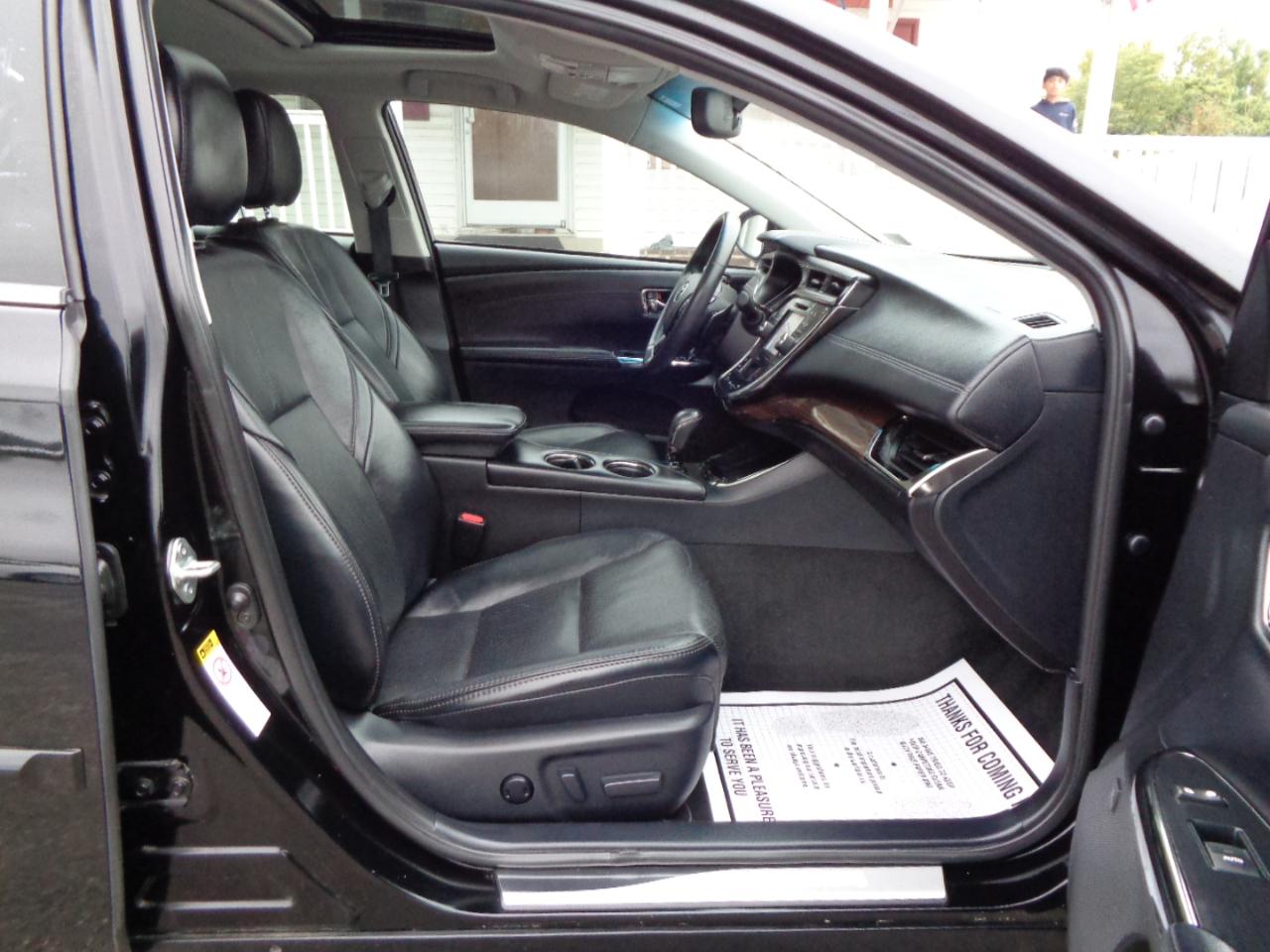 Toyota Avalon  2015