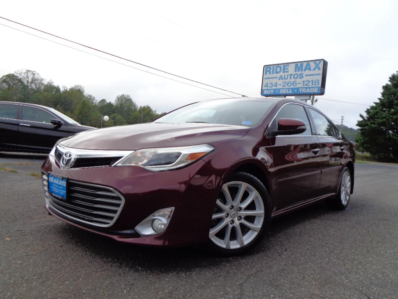 Toyota Avalon  2013