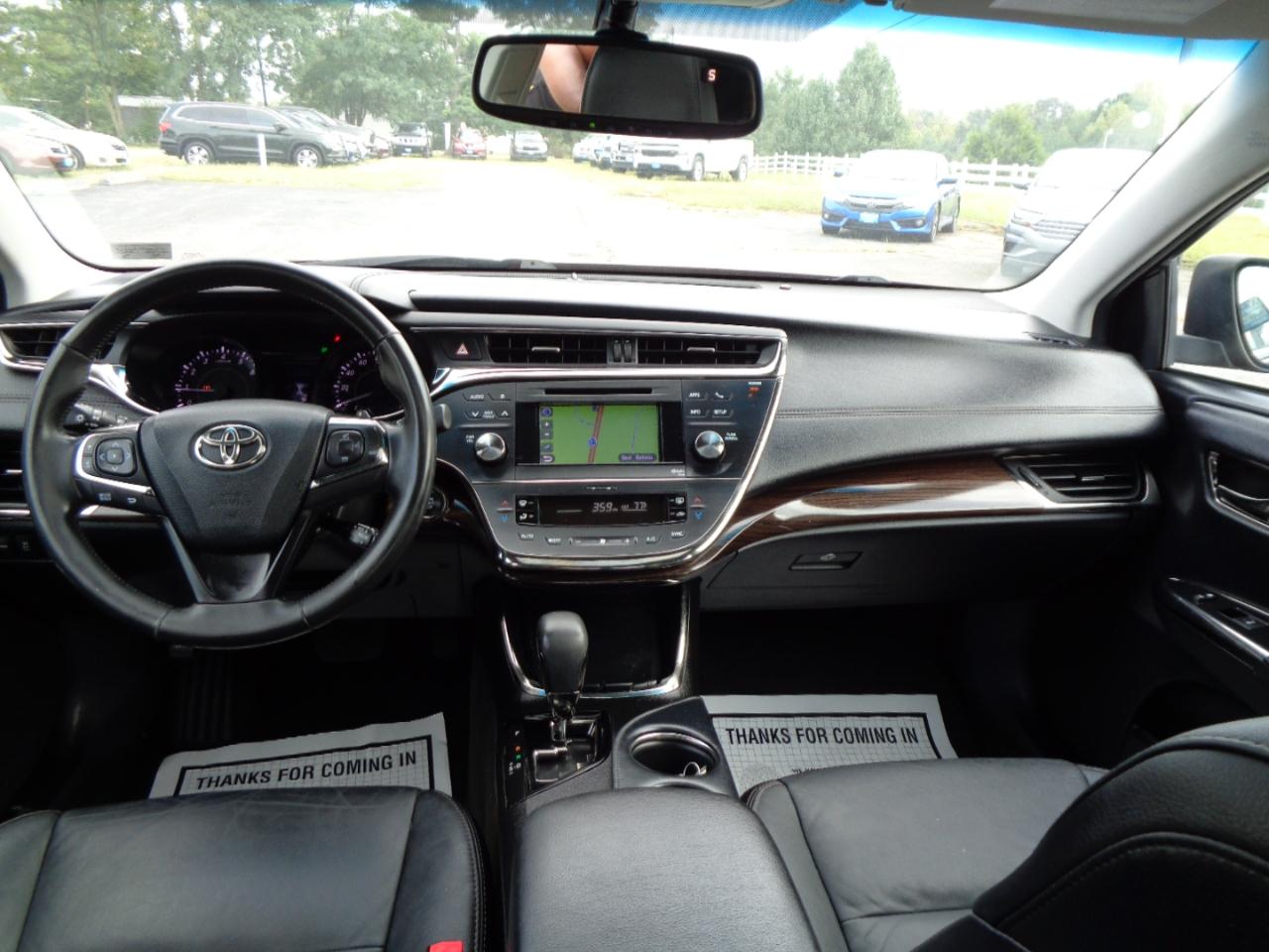Toyota Avalon  2013