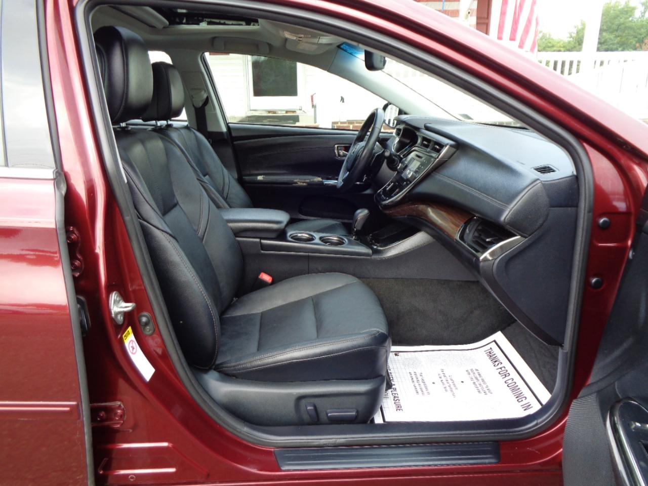 Toyota Avalon  2013
