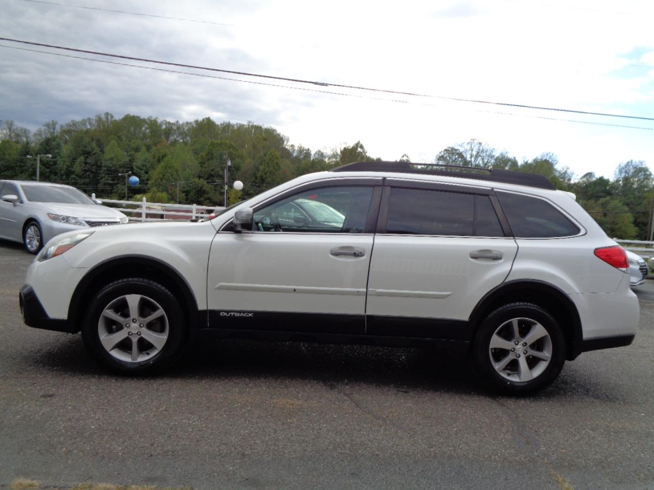 Subaru Outback 4dr Wgn H4 Auto 2.5i Limited 2014