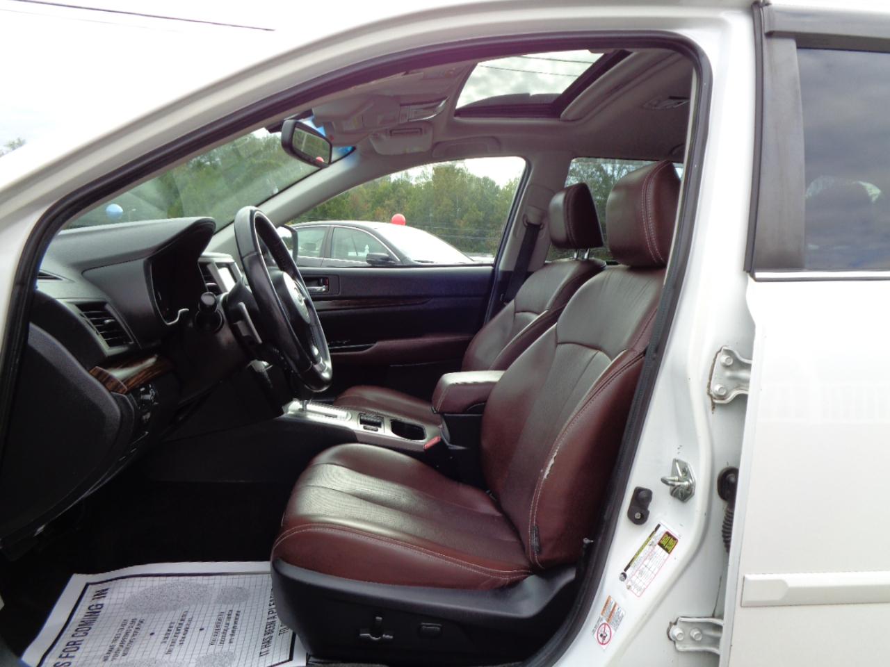 Subaru Outback 4dr Wgn H4 Auto 2.5i Limited 2014