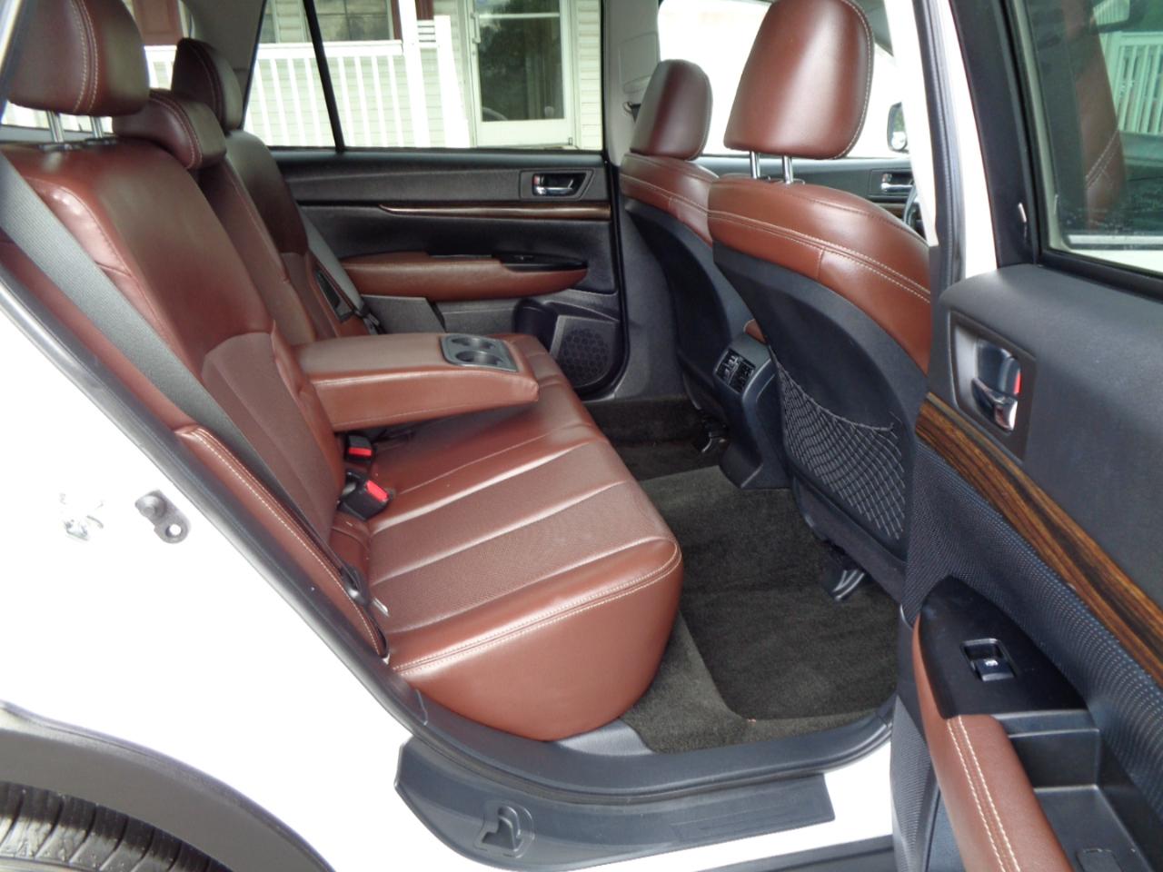 Subaru Outback 4dr Wgn H4 Auto 2.5i Limited 2014