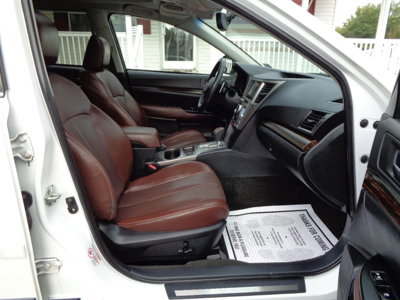 Subaru Outback 4dr Wgn H4 Auto 2.5i Limited 2014