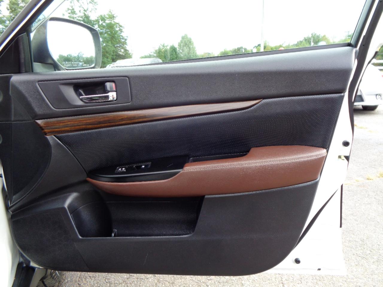 Subaru Outback 4dr Wgn H4 Auto 2.5i Limited 2014