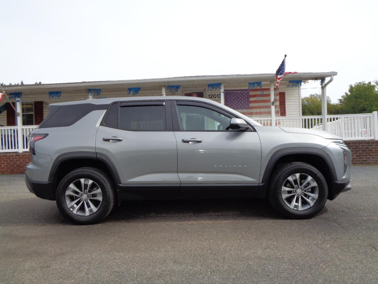 Chevrolet Equinox FWD 4dr LT w/1LT 2026