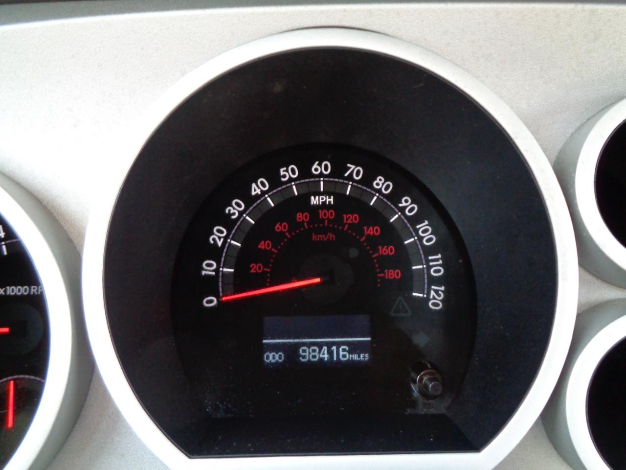 Toyota Tundra 4WD Truck  2008