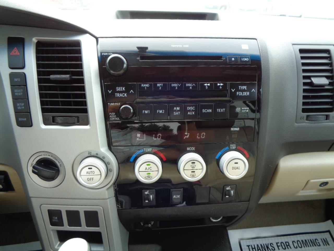 Toyota Tundra 4WD Truck  2008