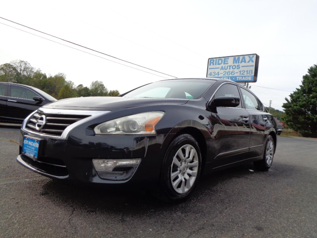 Nissan Altima  2015