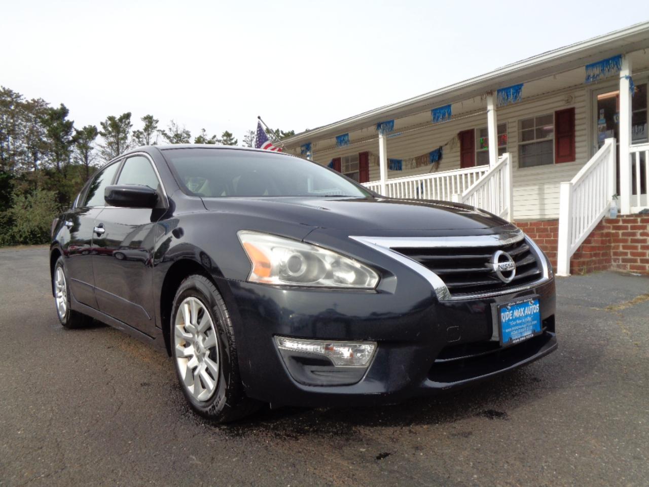 Nissan Altima  2015