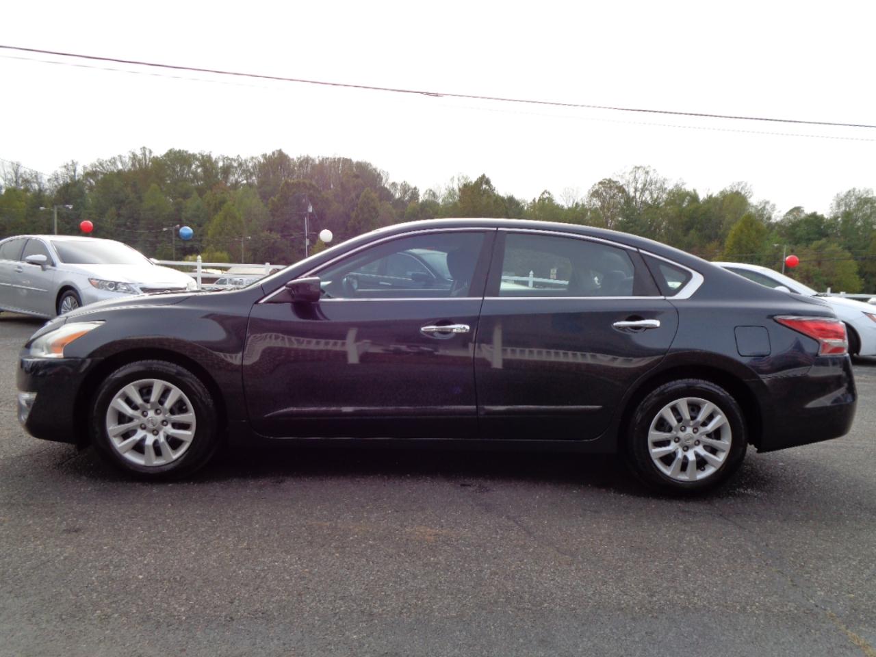 Nissan Altima  2015