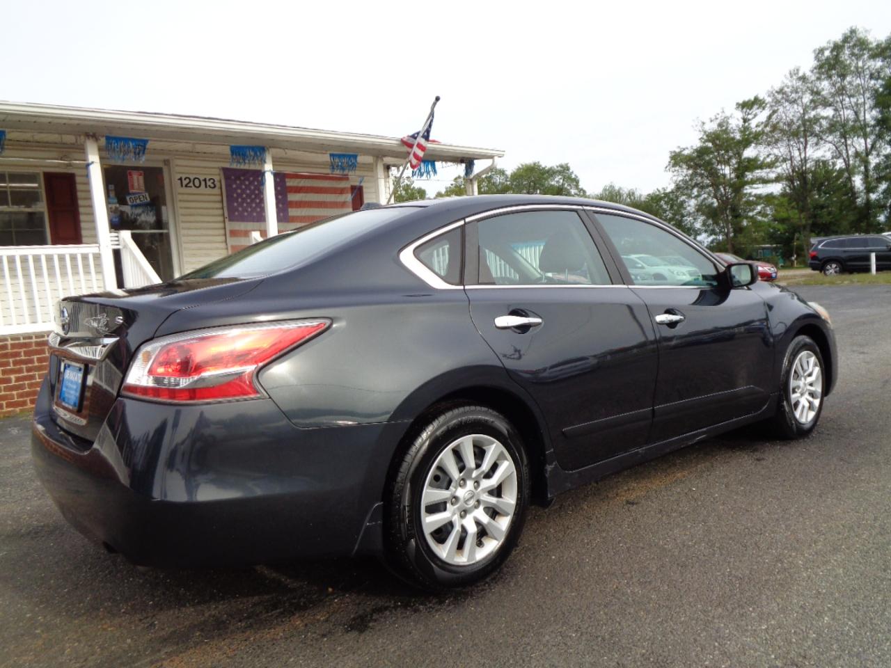 Nissan Altima  2015