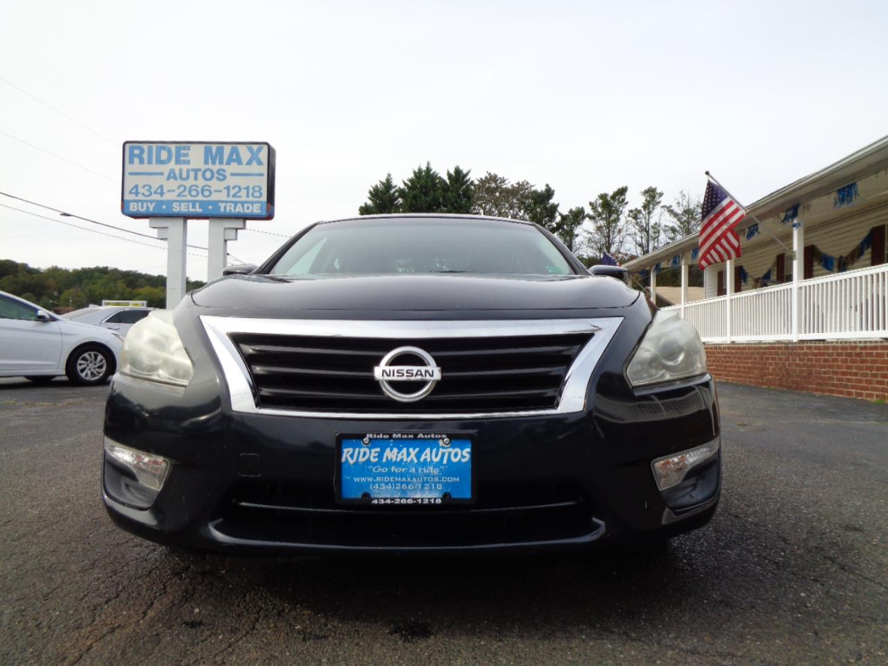 Nissan Altima  2015