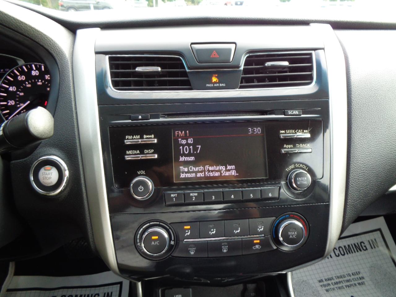 Nissan Altima  2015