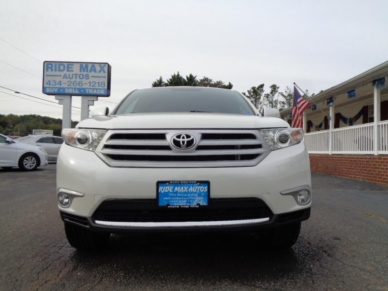 Toyota Highlander  2011