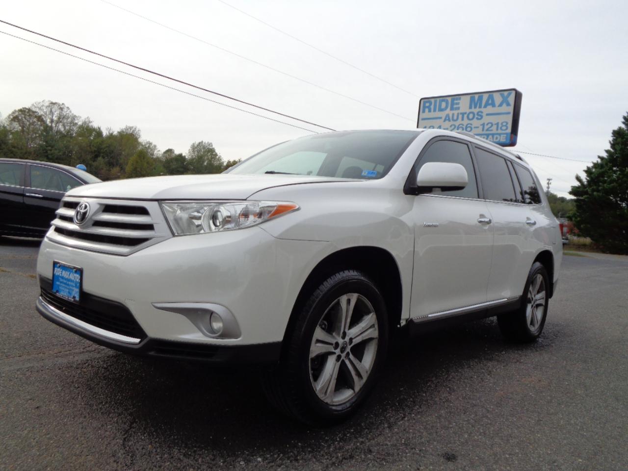 Toyota Highlander  2011