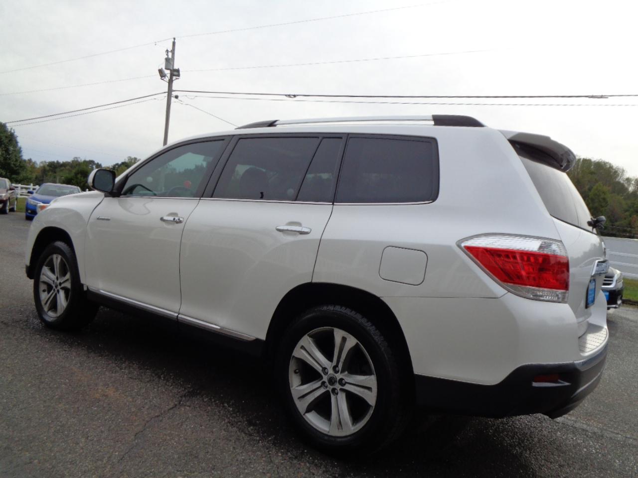 Toyota Highlander  2011