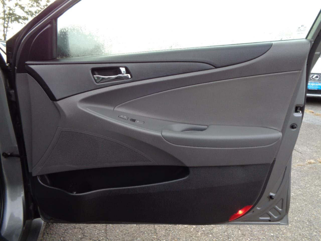 Hyundai Sonata 4dr Sdn 2.4L Auto GLS *Ltd Avail* 2013