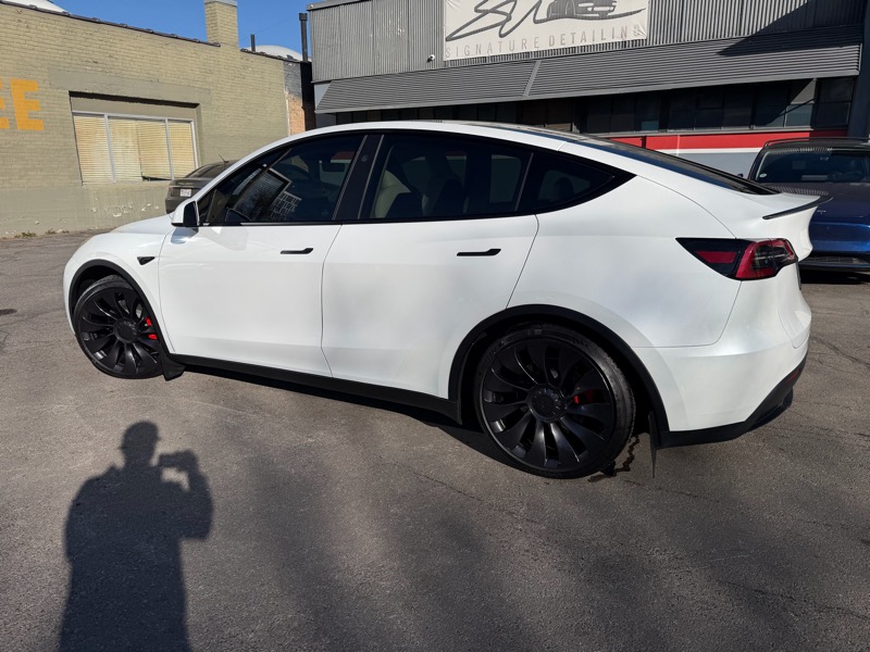 Tesla Model Y Performance 2023