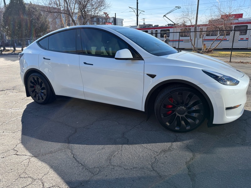 Tesla Model Y Performance 2023