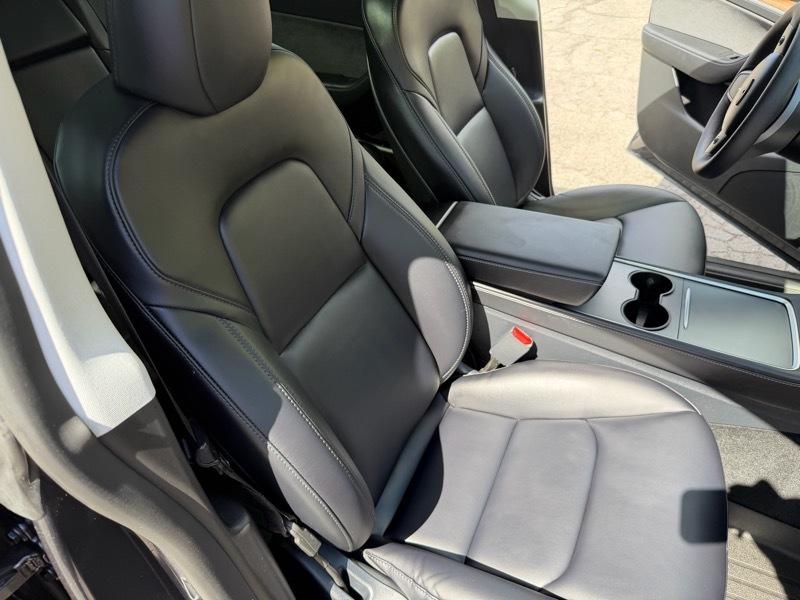 Tesla Model Y Long Range 2024