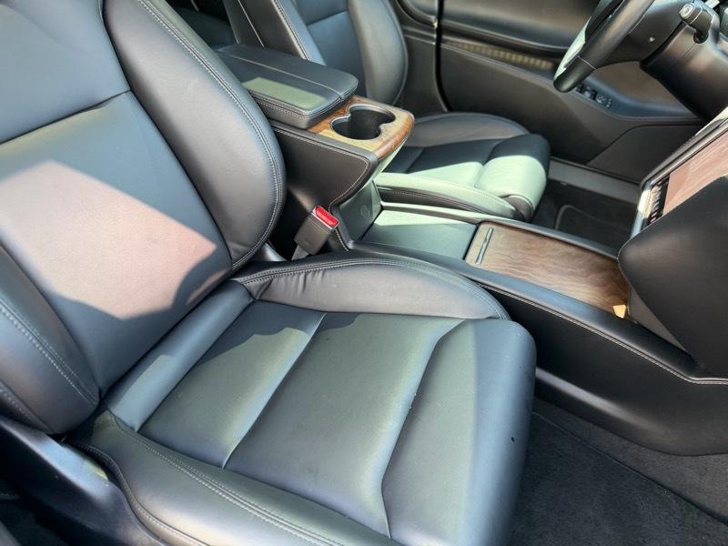 Tesla Model S  2020