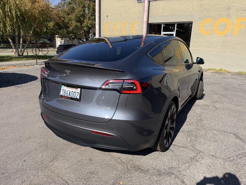 Tesla Model Y Performance 2022