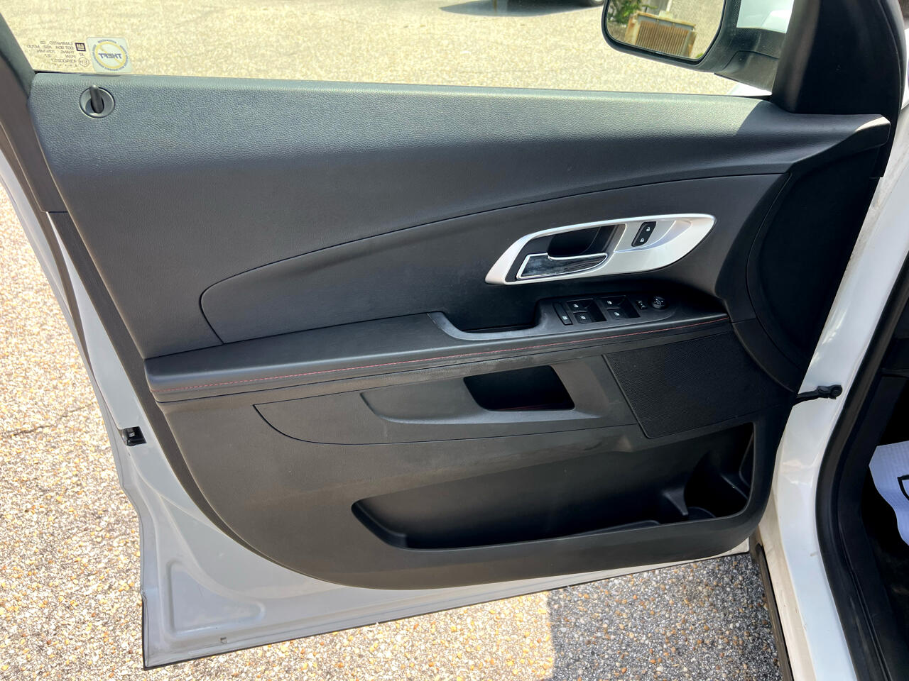 2015 Chevrolet Equinox LT photo 24
