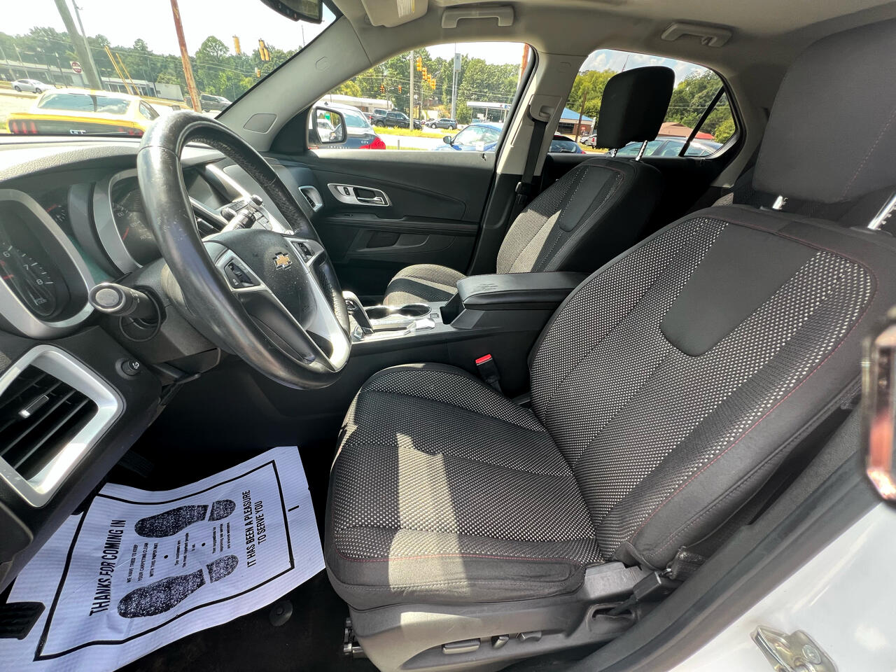 2015 Chevrolet Equinox LT photo 25