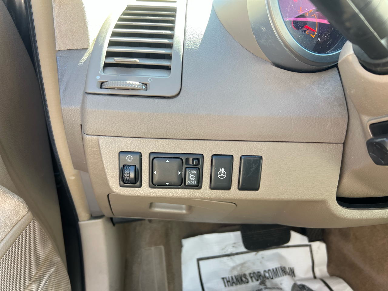 Nissan Maxima  2004 Nissan Maxima  2004