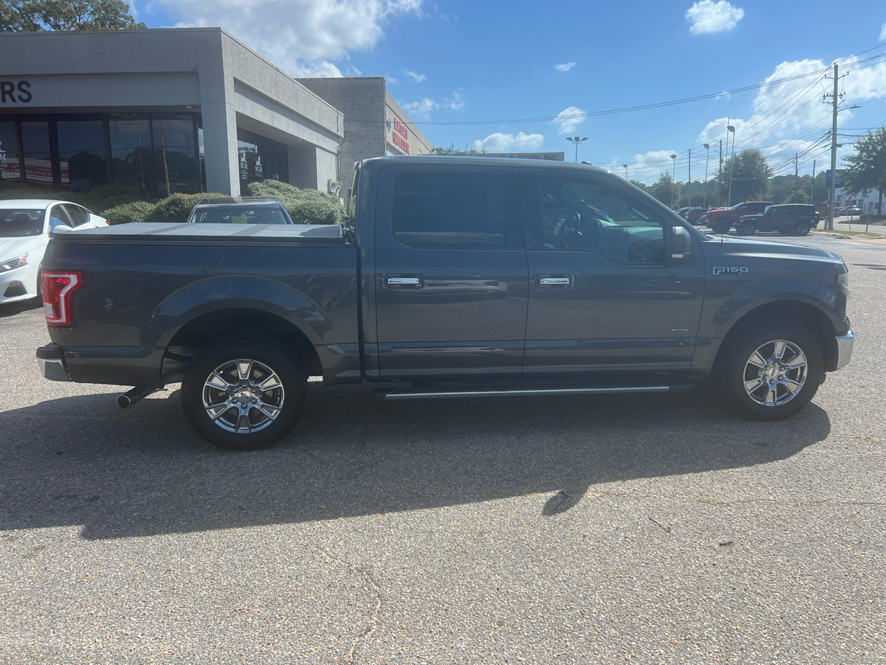2016 Ford F-150 photo 14