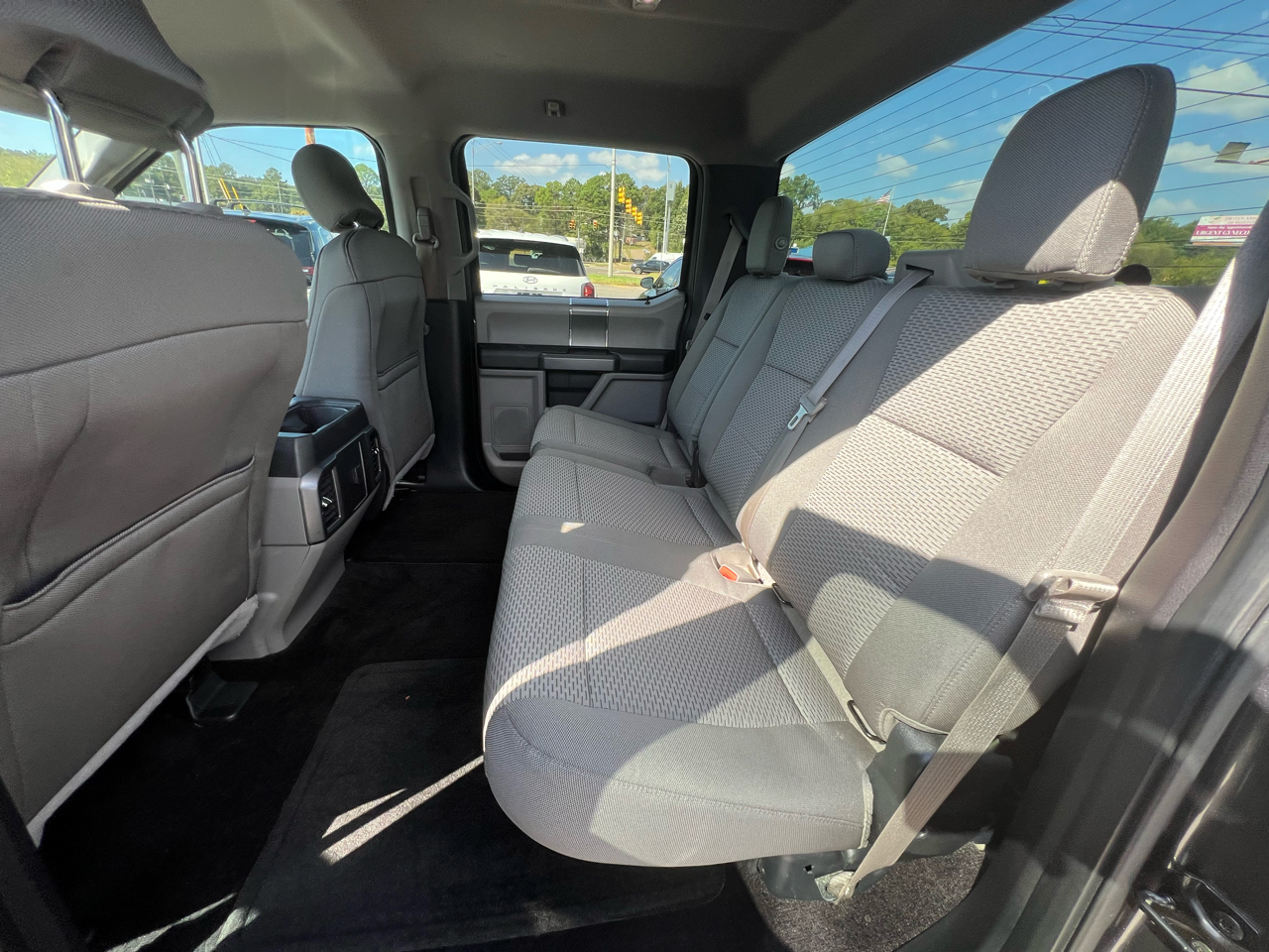 2016 Ford F-150 photo 20