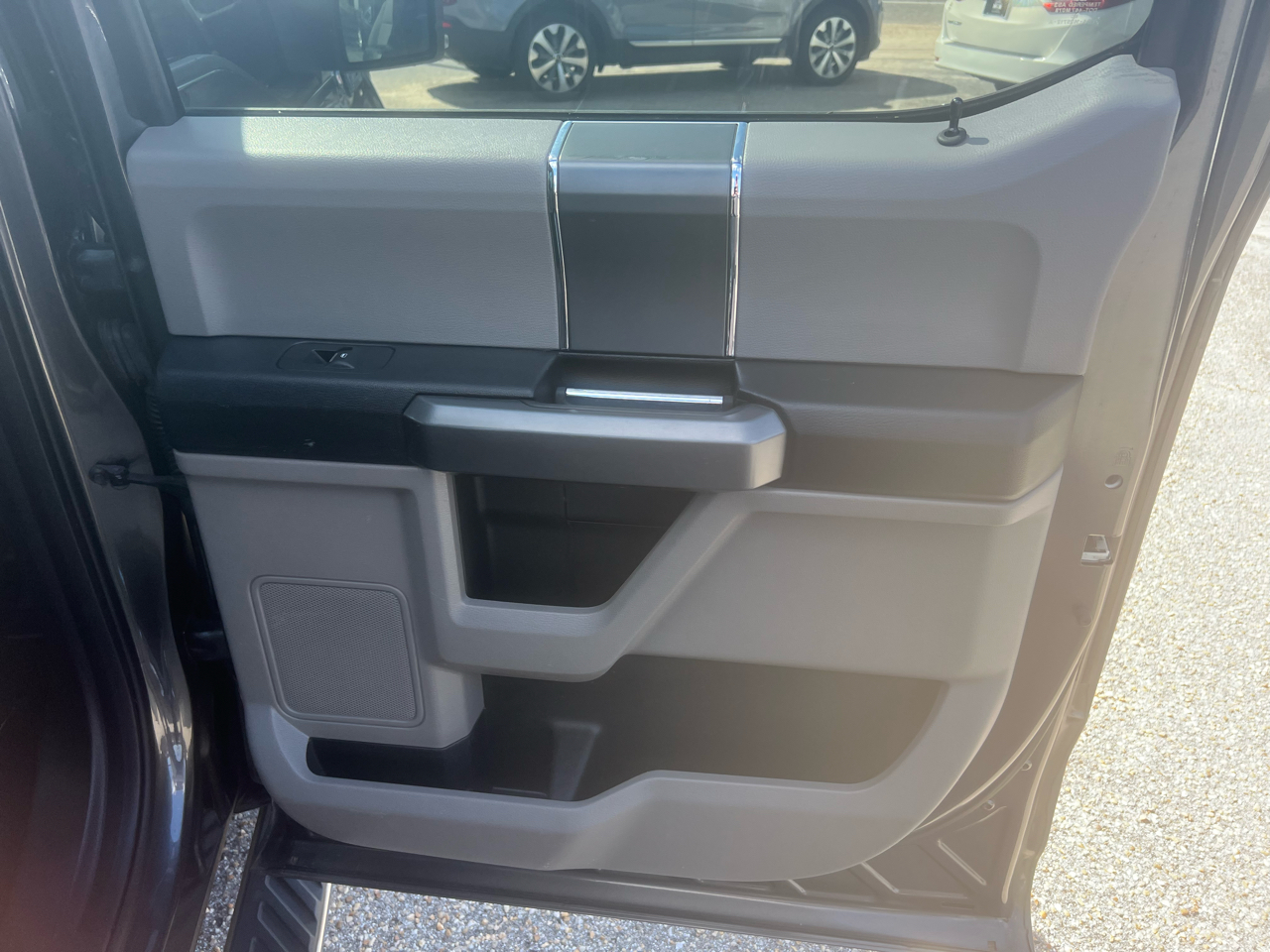 2016 Ford F-150 photo 22