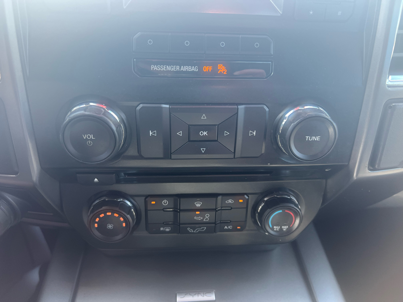 2016 Ford F-150 photo 30