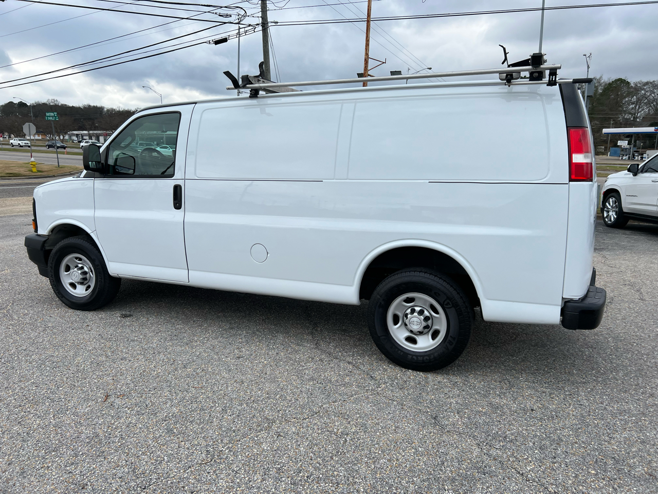 Chevrolet Express Cargo Van  2017